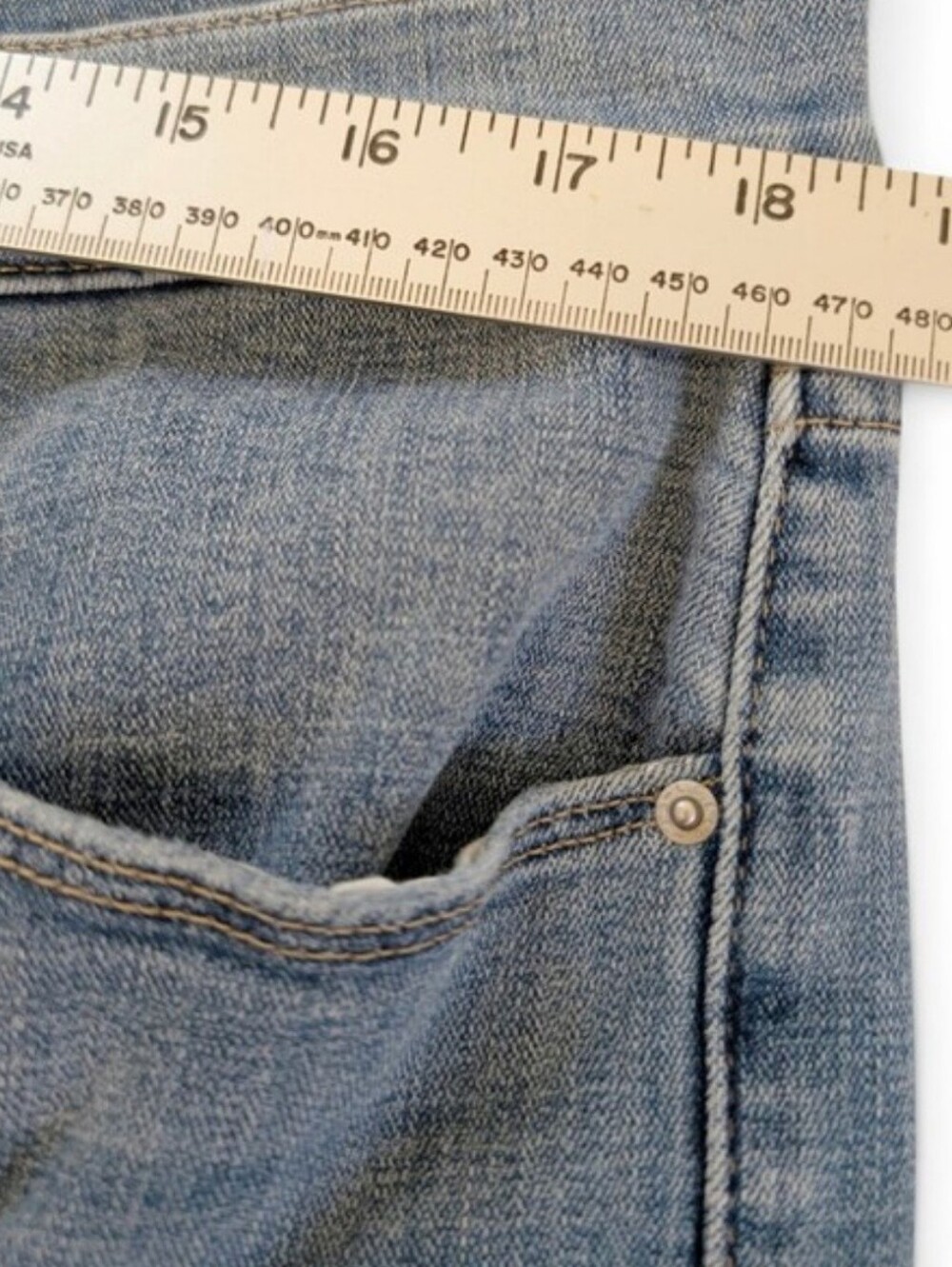 LEVIS Denim Bermuda Shorts Light Blue Jean Casual Distressed - Picture 12 of 16
